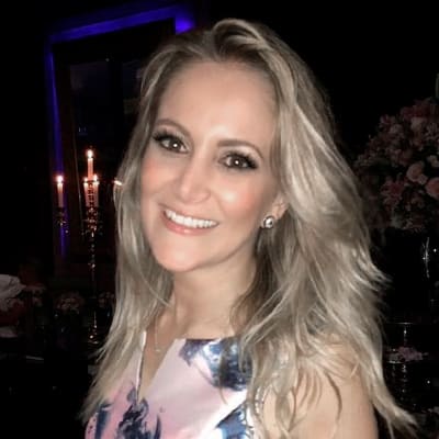 Manuela Justi de Farias